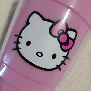 HELLO KITTY 4-pack of NEW tumblers (set) pink with tag Reusable